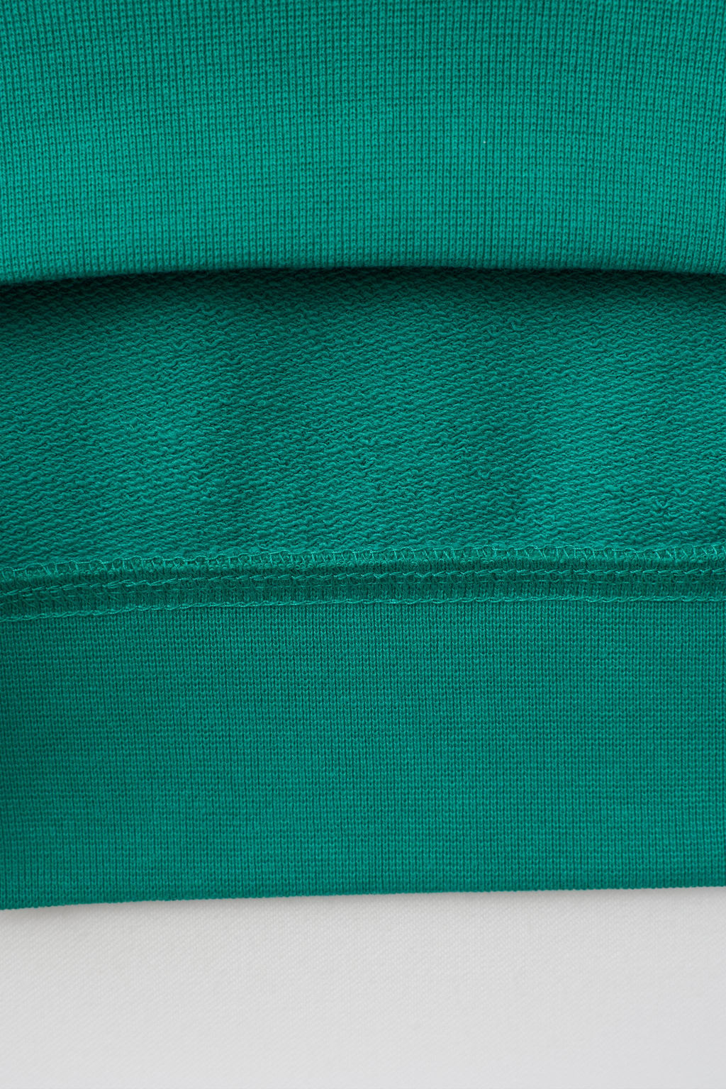 SUDADERA MANGA CORTA TEXTO RELIEVE / Verde - Zara фото 4
