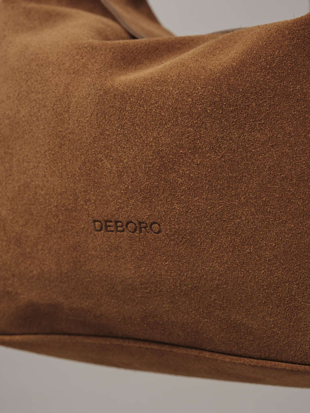 Замшевая сумка Deboro 30900 коричневый лист