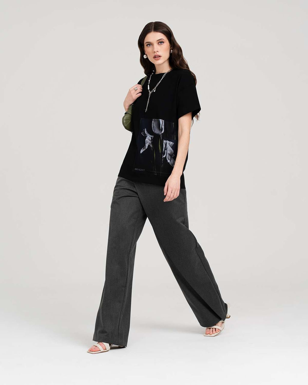 Футболка с квадратом FDC004