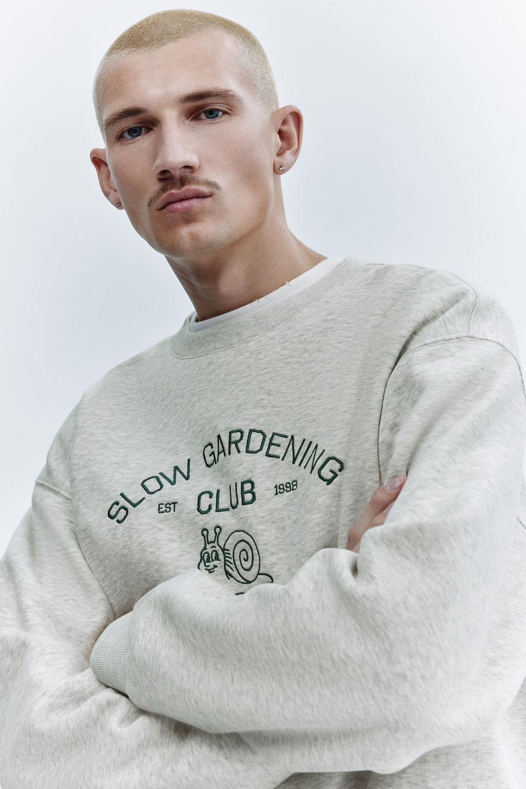 Sudadera con motivo bordado Relaxed Fit - H&m фото 6
