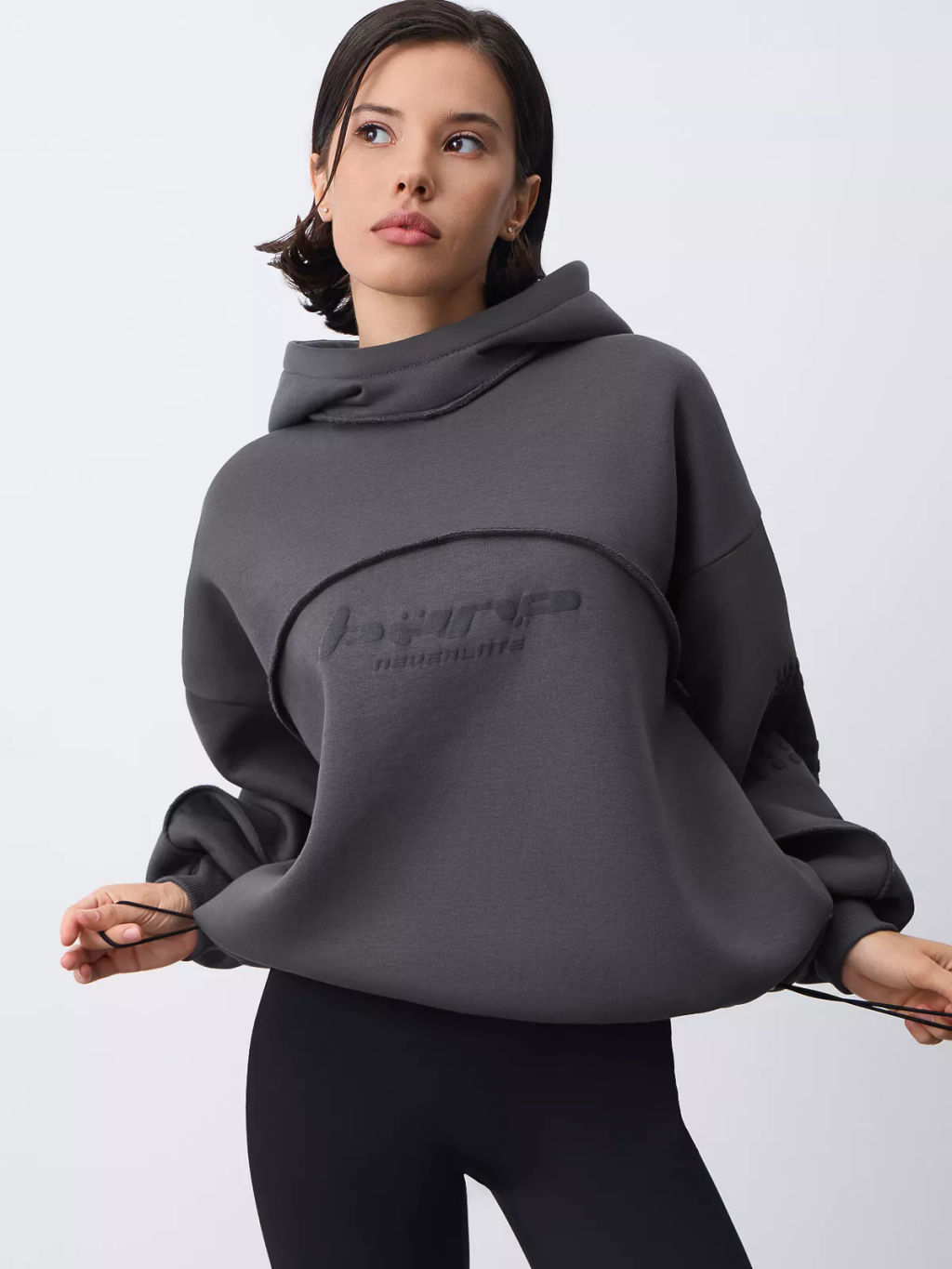 Утепленное худи с фигурными рельефами