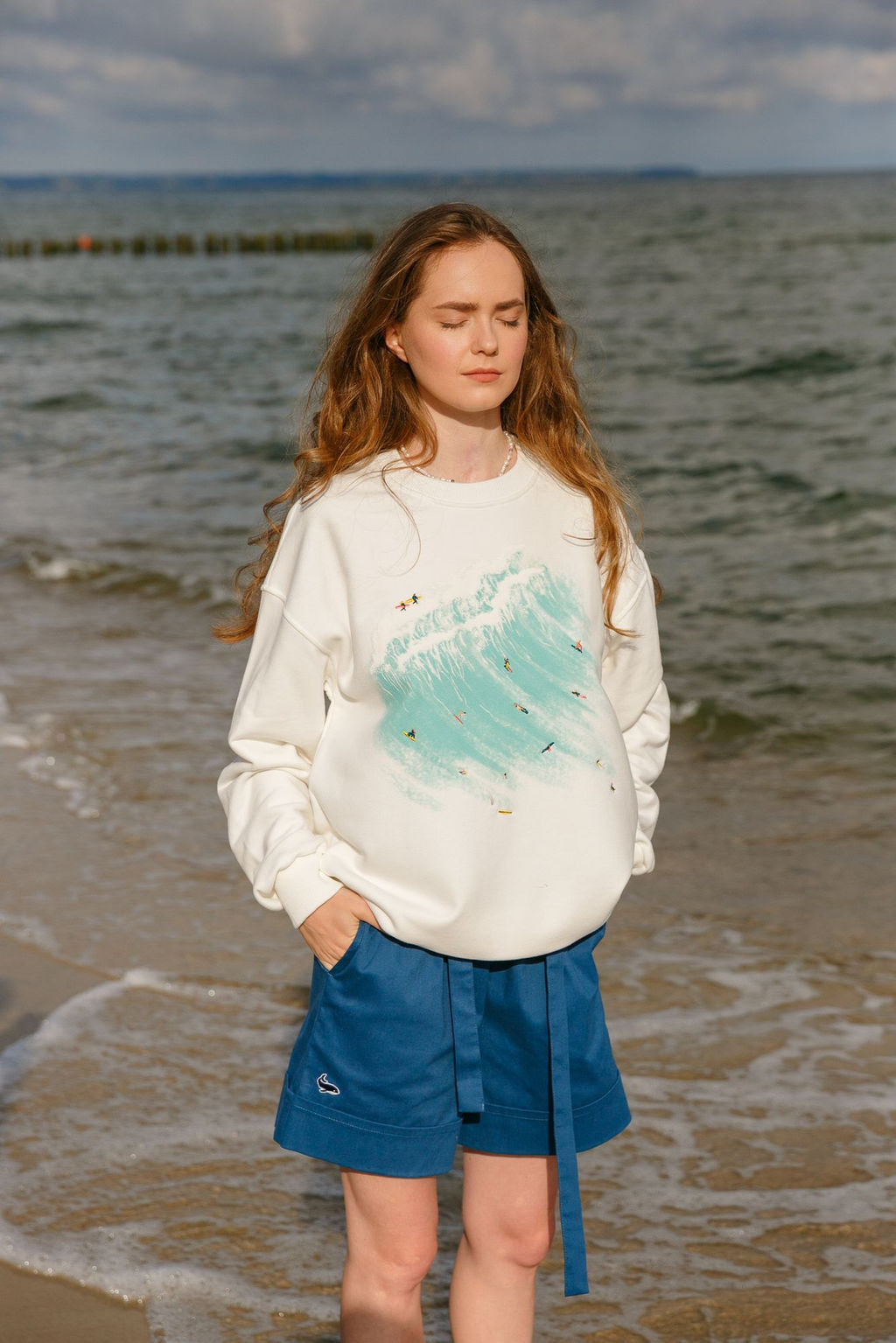 Свитшот женский Wave