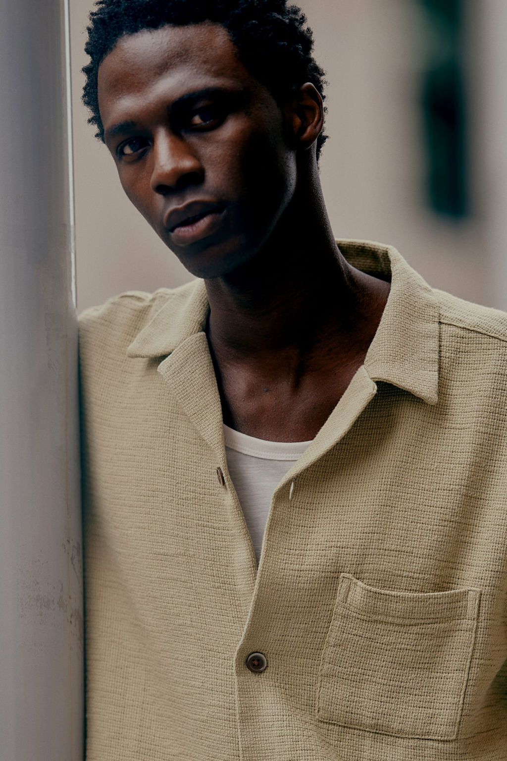 Camisa resort con textura Regular Fit - H&m фото 4