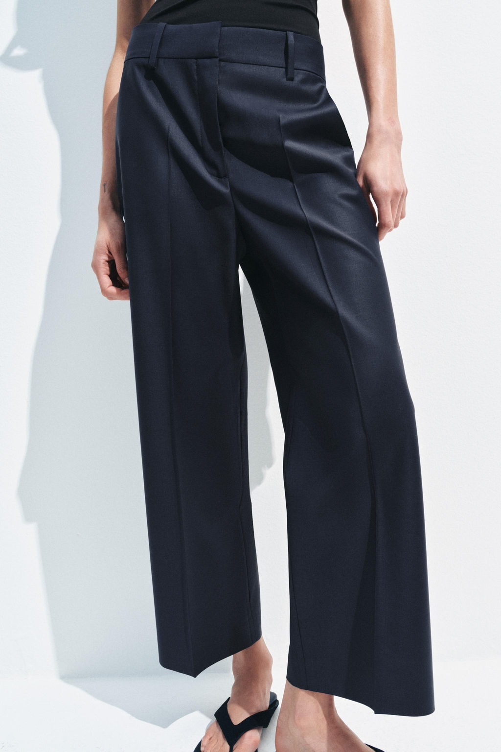 PANTAL?N RAYA PLANCHADA MEZCLA LANA ZW COLLECTION / Marino - Zara фото 2