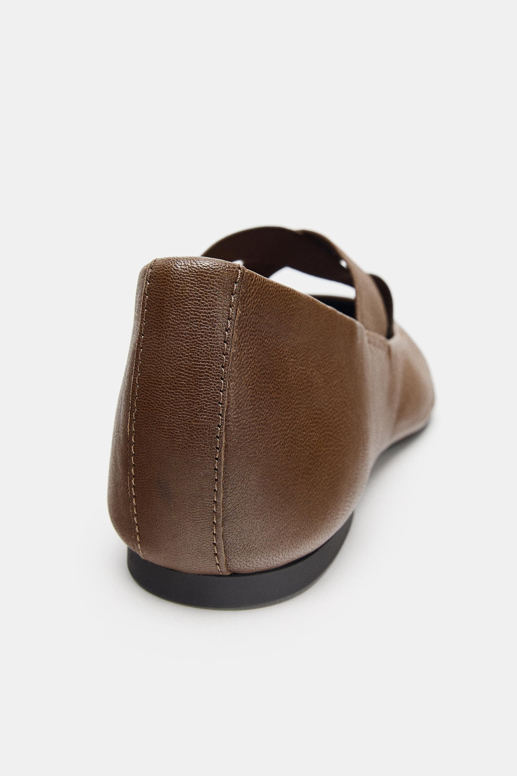 LEATHER BALLERINA SHOES WITH ELASTICATED CROSSOVER STRAPS - Zara фото 9
