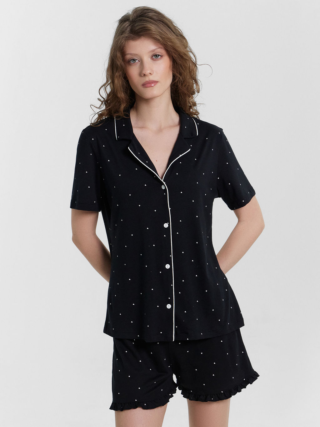 Комплект домашний женский черный с принтом сердечки сердечки на черном 592483 - Mark formelle фото 8