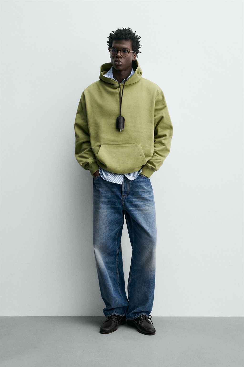 SUDADERA CAPUCHA B?SICA / verde lavado - Zara фото 9