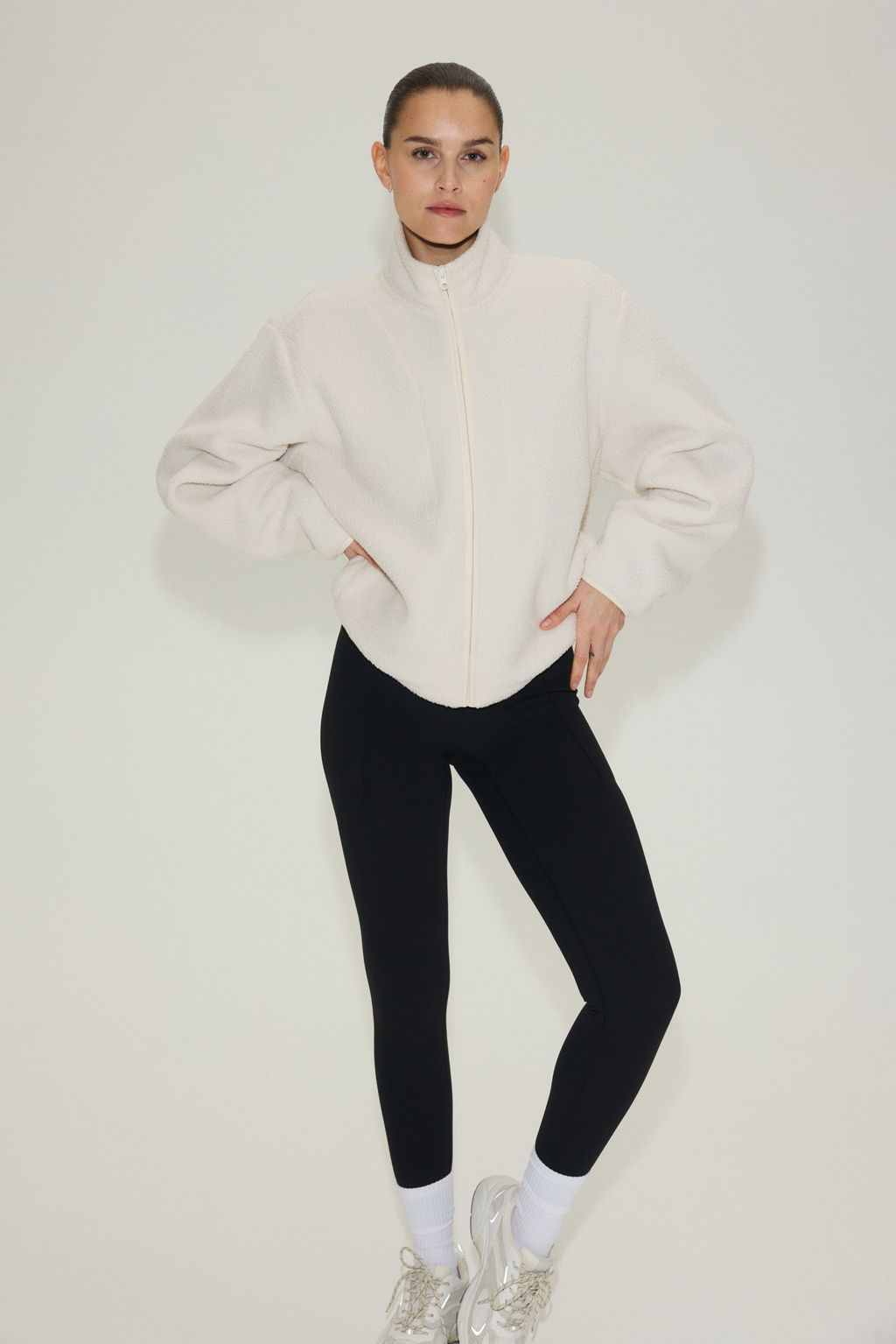 Chaqueta de deporte en borreguito - H&m фото 5