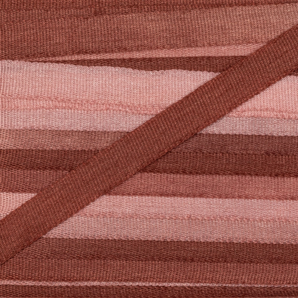 Gamma шелковая SRM-4 ФАСОВКА 4 мм  0.2 9.1 м  0.5 м