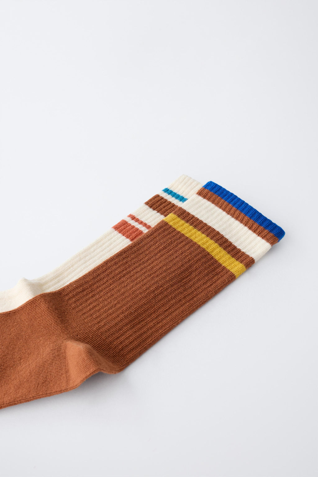 2-PACK OF LONG STRIPED SOCKS - Zara фото 2