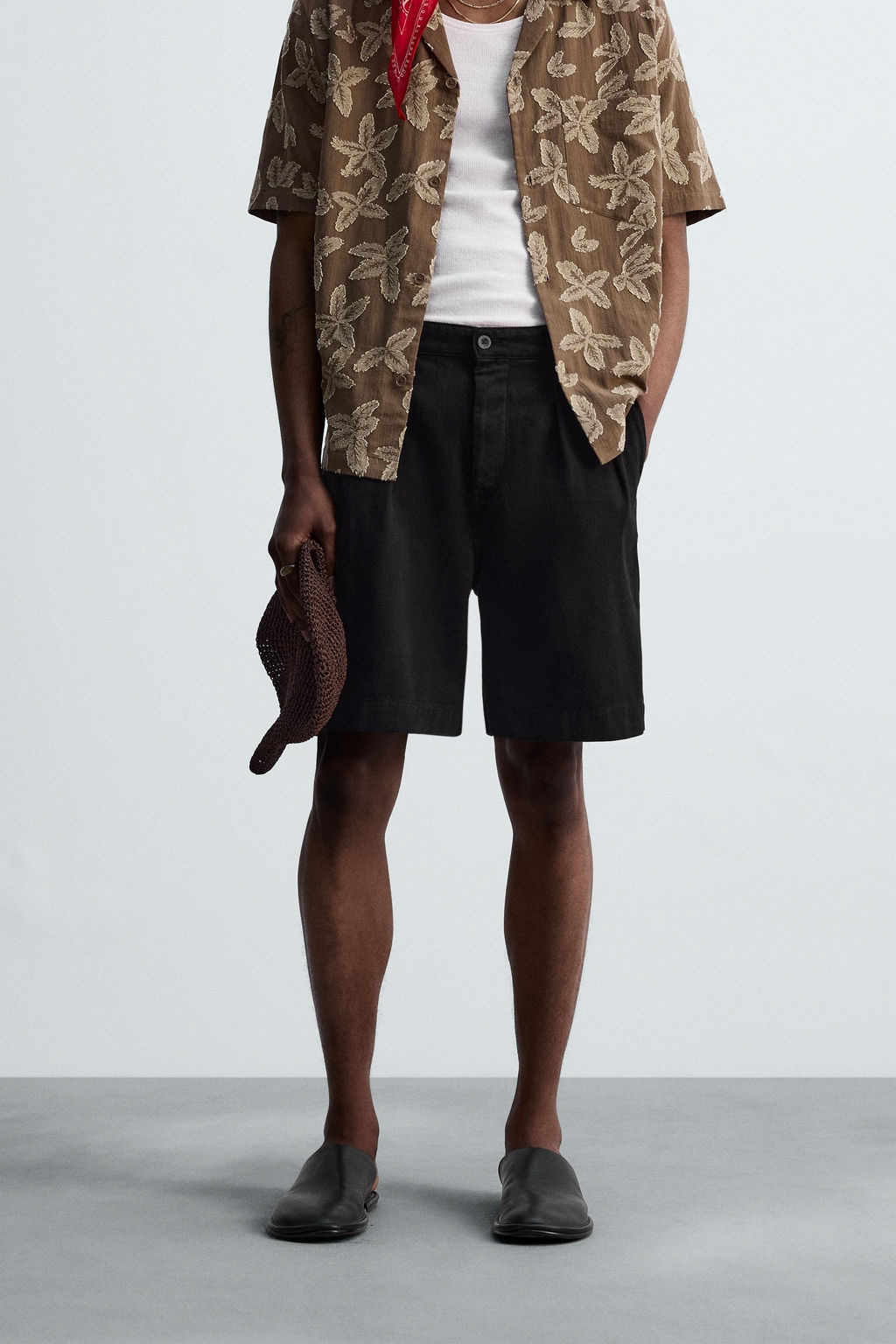 RELAXED FIT BERMUDA SHORTS WITH PLEATS - Zara фото 20
