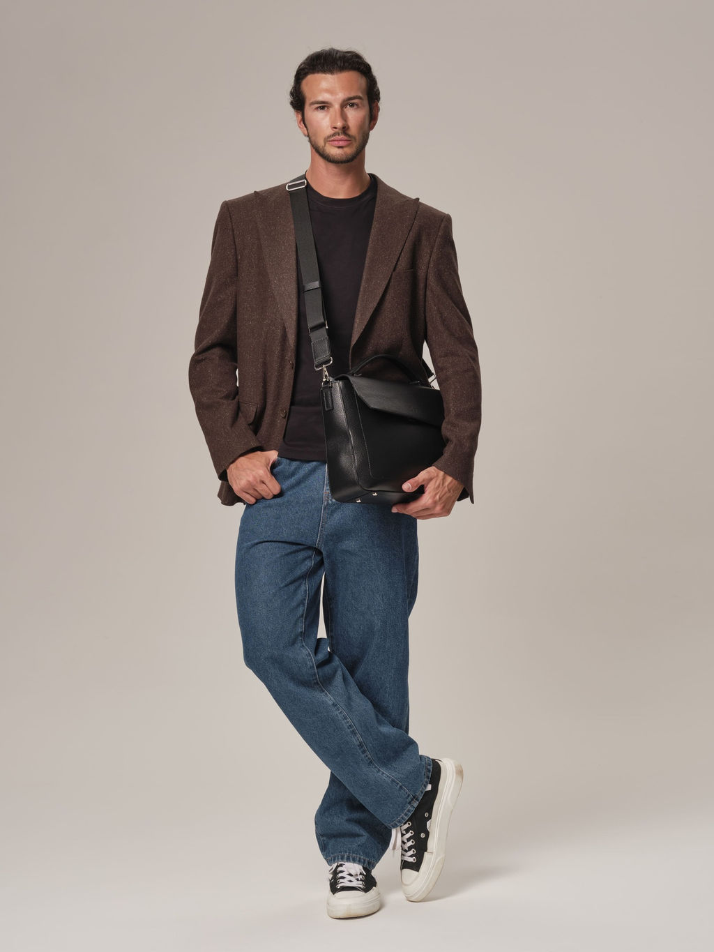 Мужская кожаная сумка Levi DBR 7115 черный фото 6