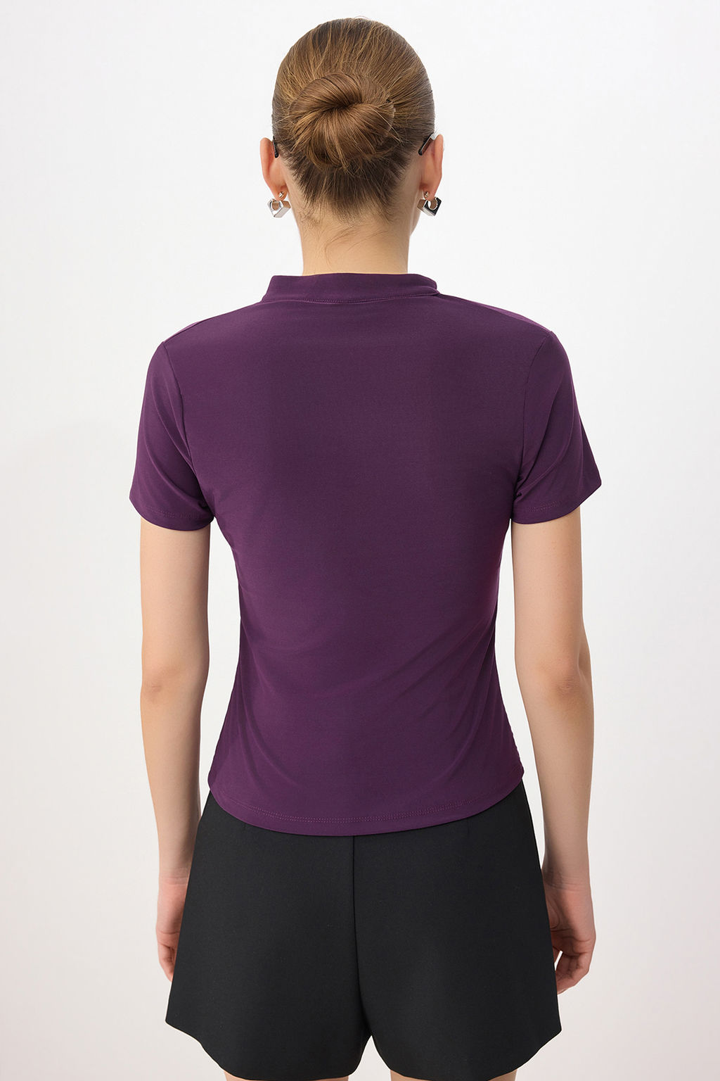 Murdum Dik Yaka Baglama Detayl? Vucuda Oturan Esnek Orme Bluz TWOSS25BZ00226