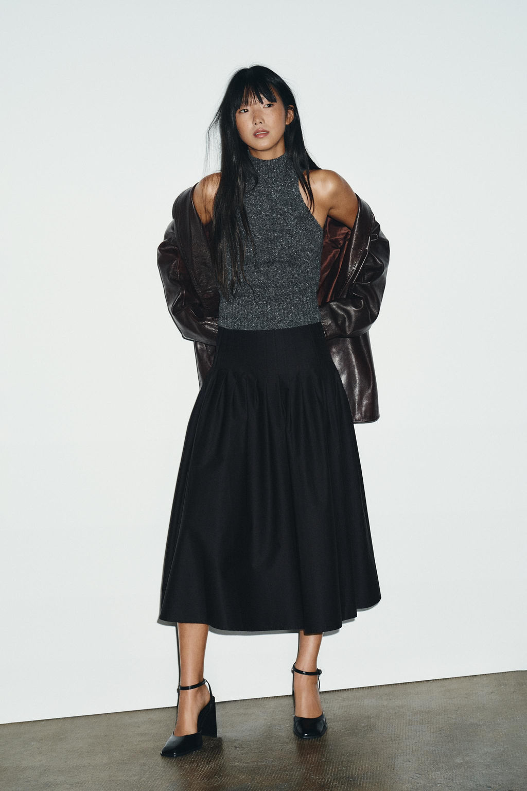 PLEATED MIDI SKIRT