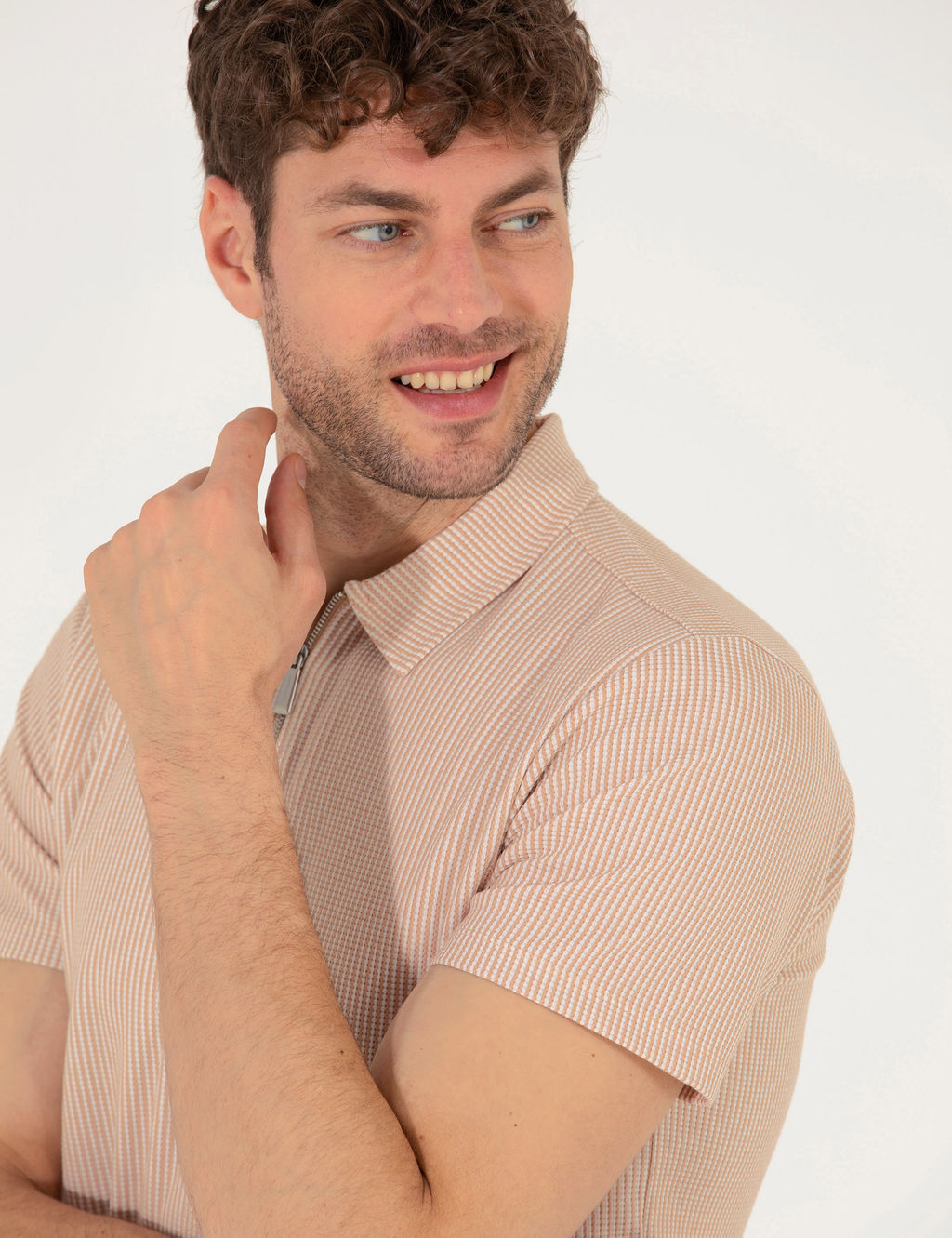 Bej Slim Fit Fermuarl_ Polo Yaka Ti__rt
