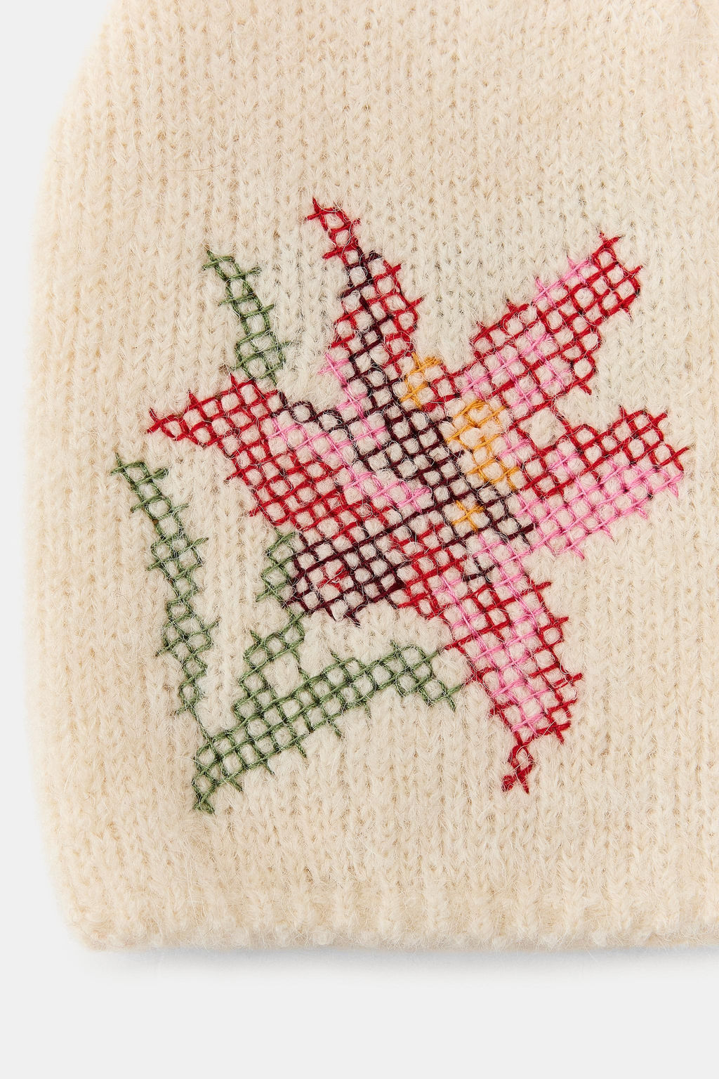 FLORAL EMBROIDERED KNIT BEANIE