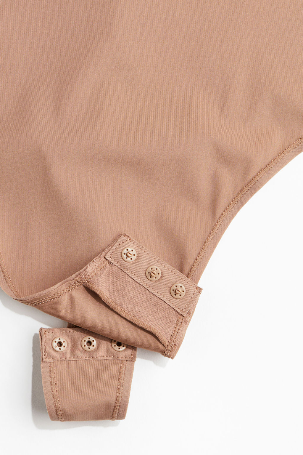 Body tanga de microfibra con copas acolchadas - H&m фото 4