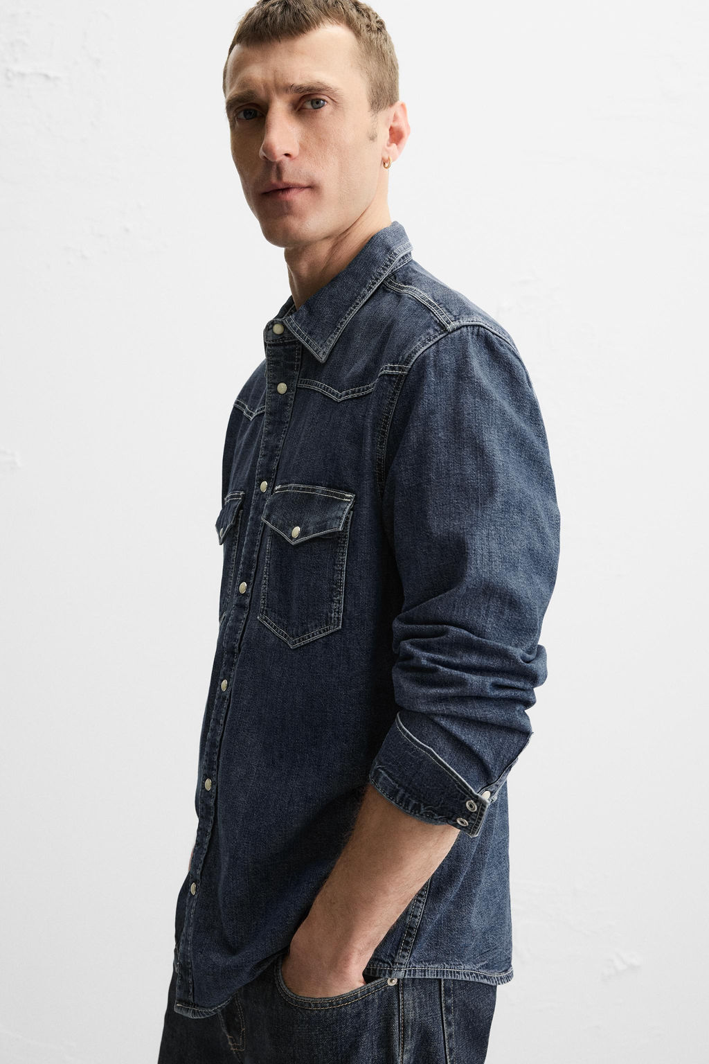 WESTERN DENIM SHIRT WITH POCKETS - Zara фото 41