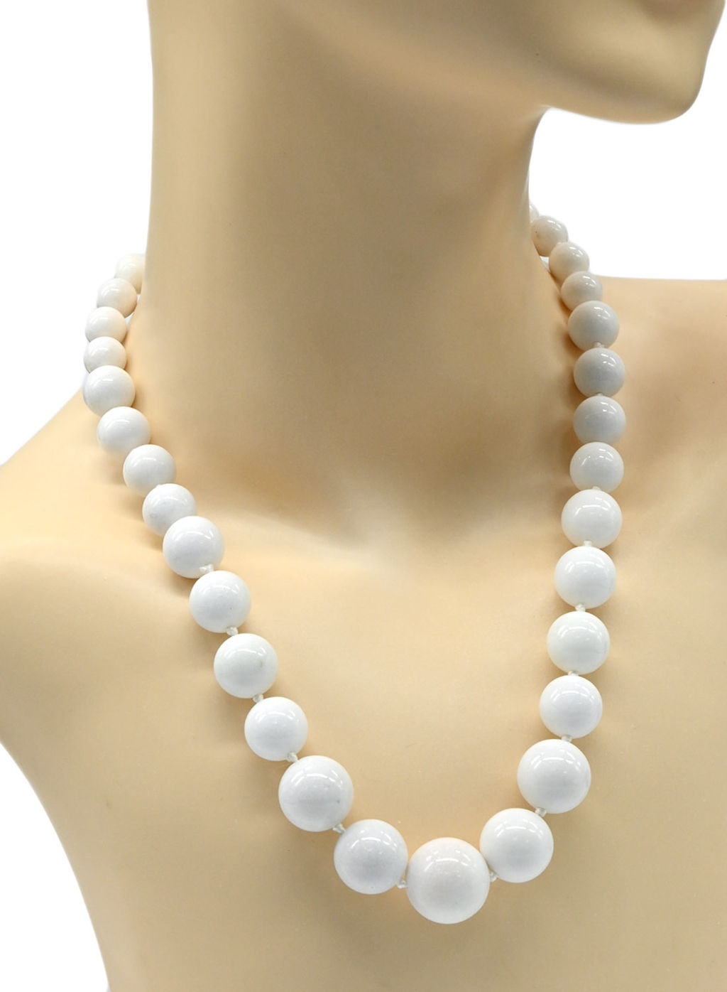 Колье из агата белого имитация шарик на увеличение, 50см