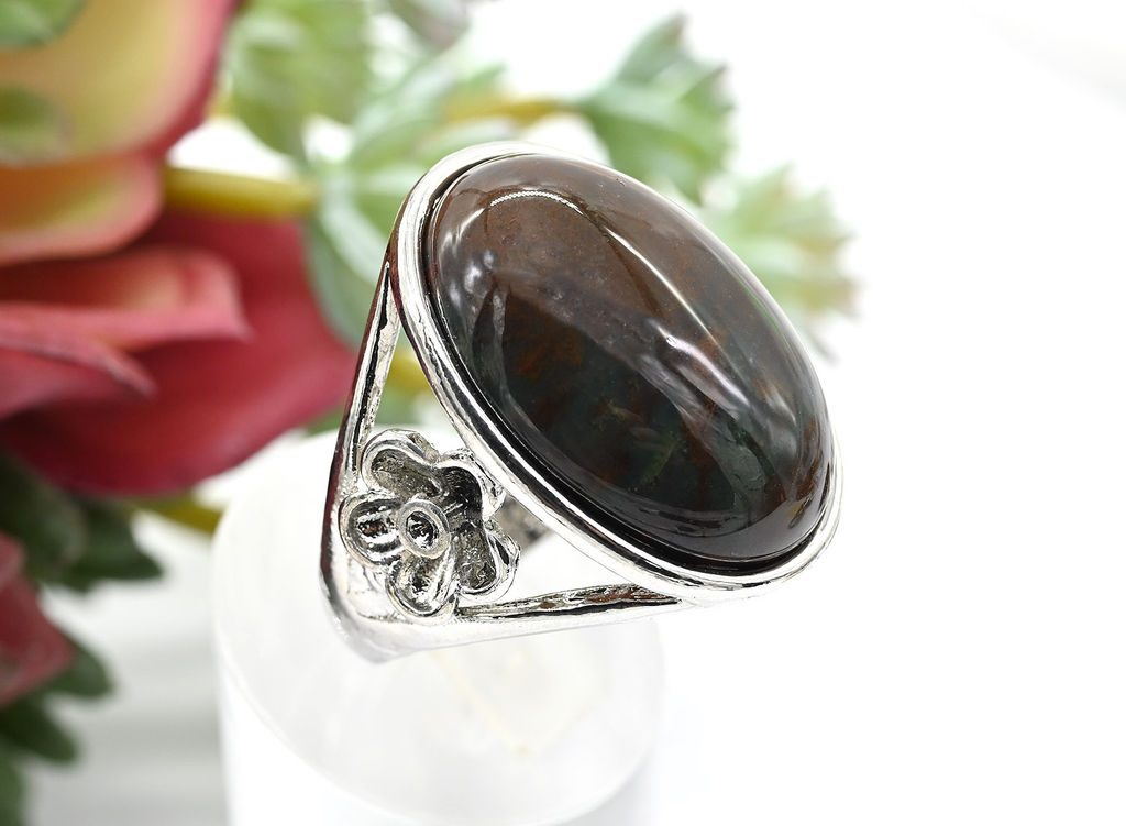 Кольцо с агатом индийским 21*28мм Радуга камня