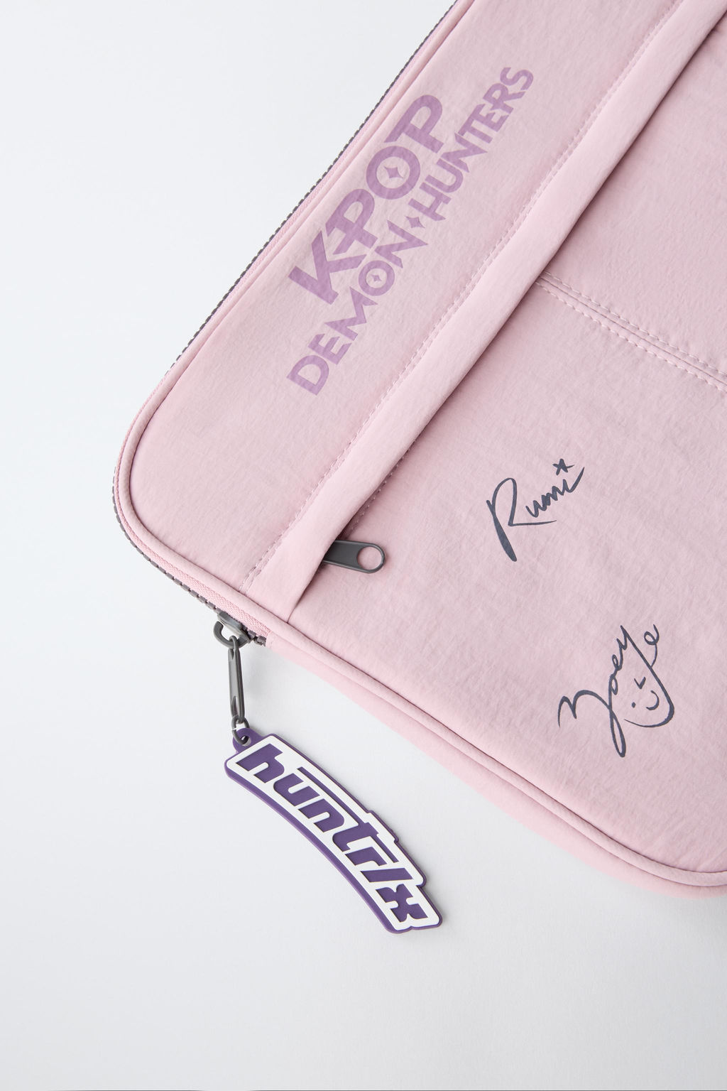 PORTA TABLET KPOP DEMON HUNTERS NETFLIX / Rosa - Zara фото 3