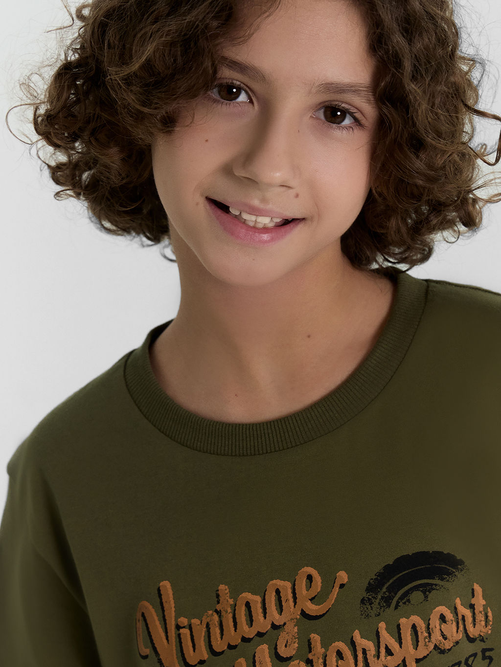 Футболка для мальчиков зеленая с принтом и надписью Vintage motosport - Mark formelle фото 5