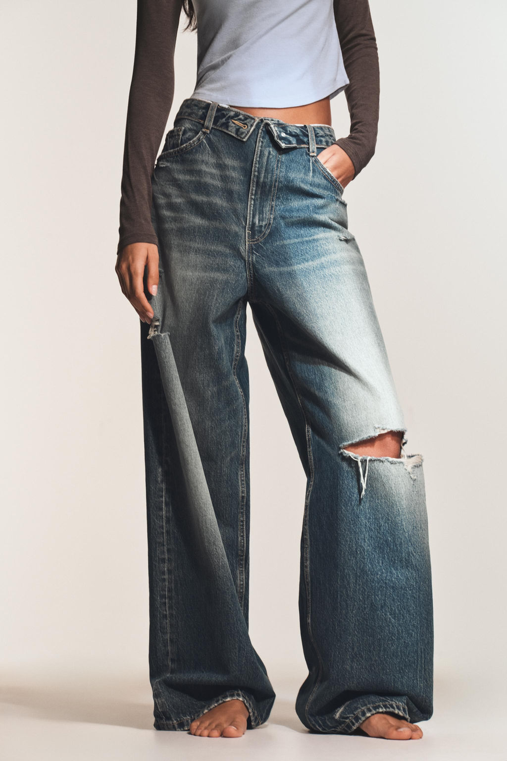 JEANS CINTURA DOBLADA TRF TIRO MEDIO / Azul - Zara фото 2