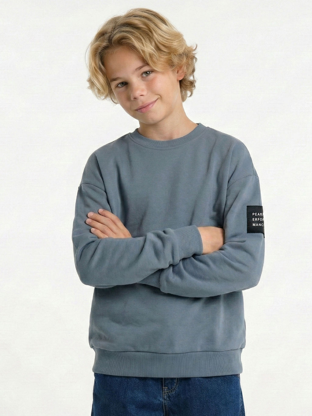 Лонгслив с нашивкой 22-7310 серо-голубой