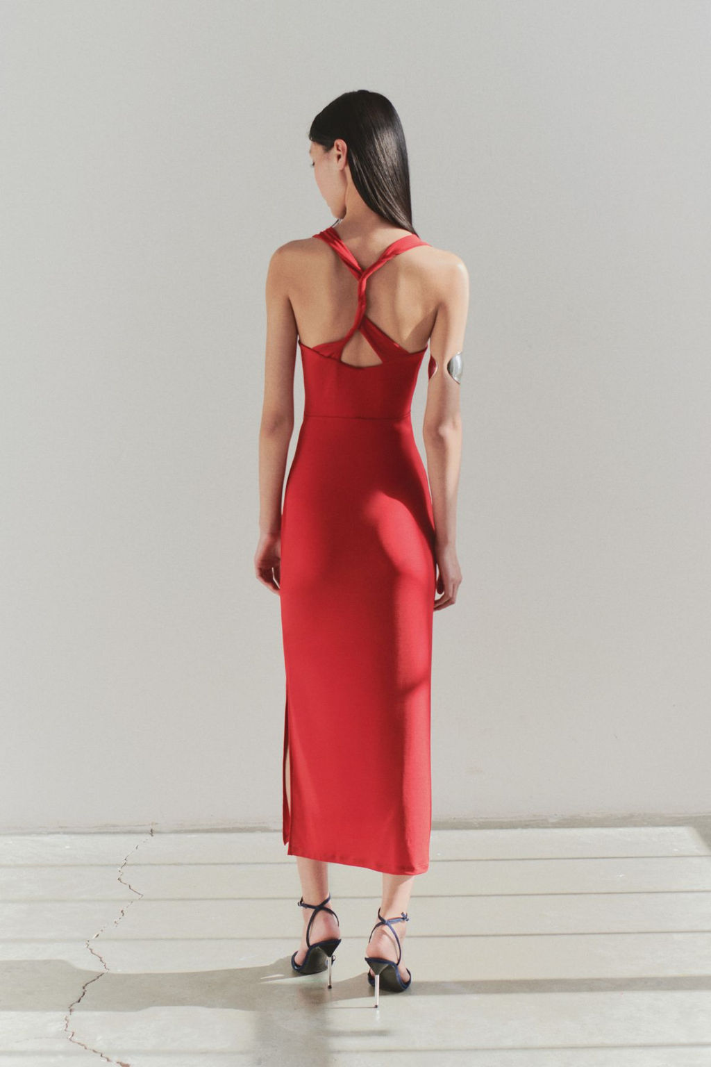 Limited Edition K?rm?z? S?rt Detayl? Bodycon Maxi Esnek Orme Elbise TWOSS25EL00484