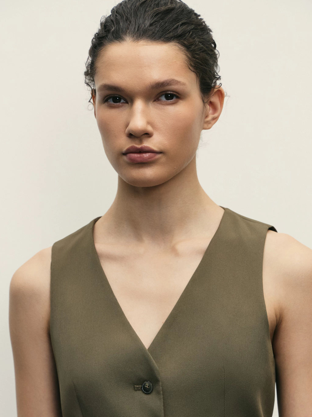 Костюмный жилет на пуговицах / Zarina  фото 6