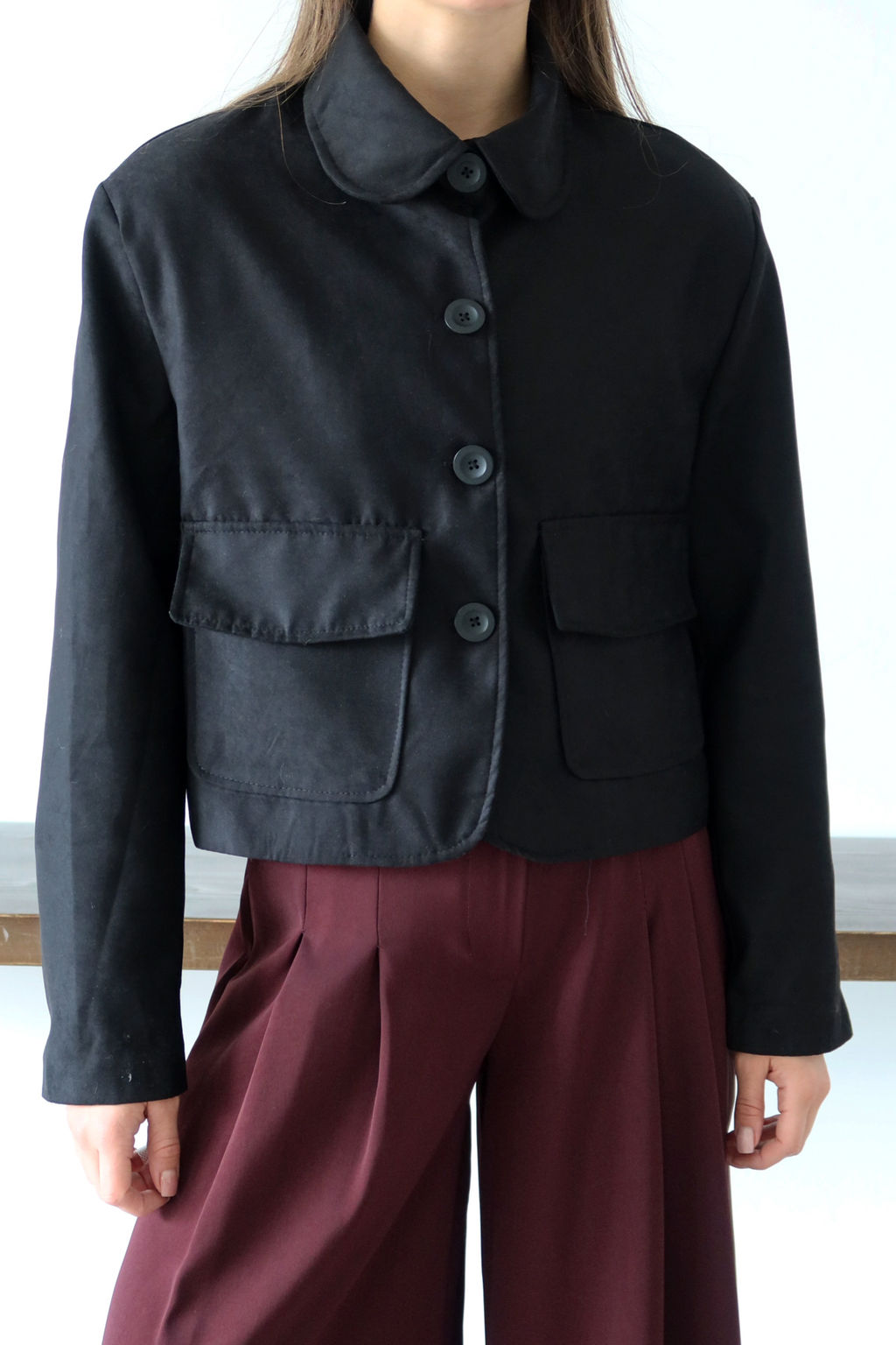 Siyah K?sa Dugmeli Genis/Rahat Kal?p Dokuma Suet Ceket TWOAW26CE00064