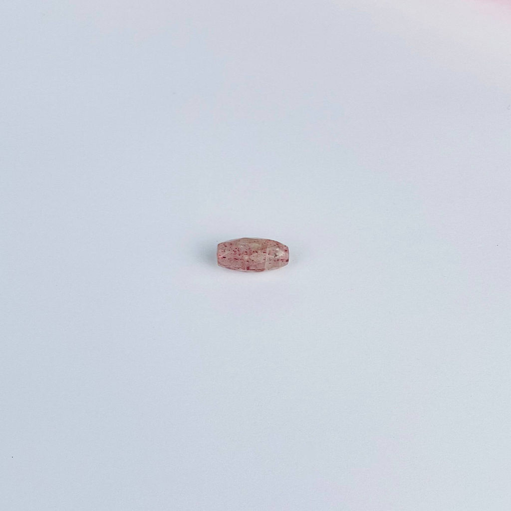 Бусины для украшений из Клубничного кварца (1 шт)