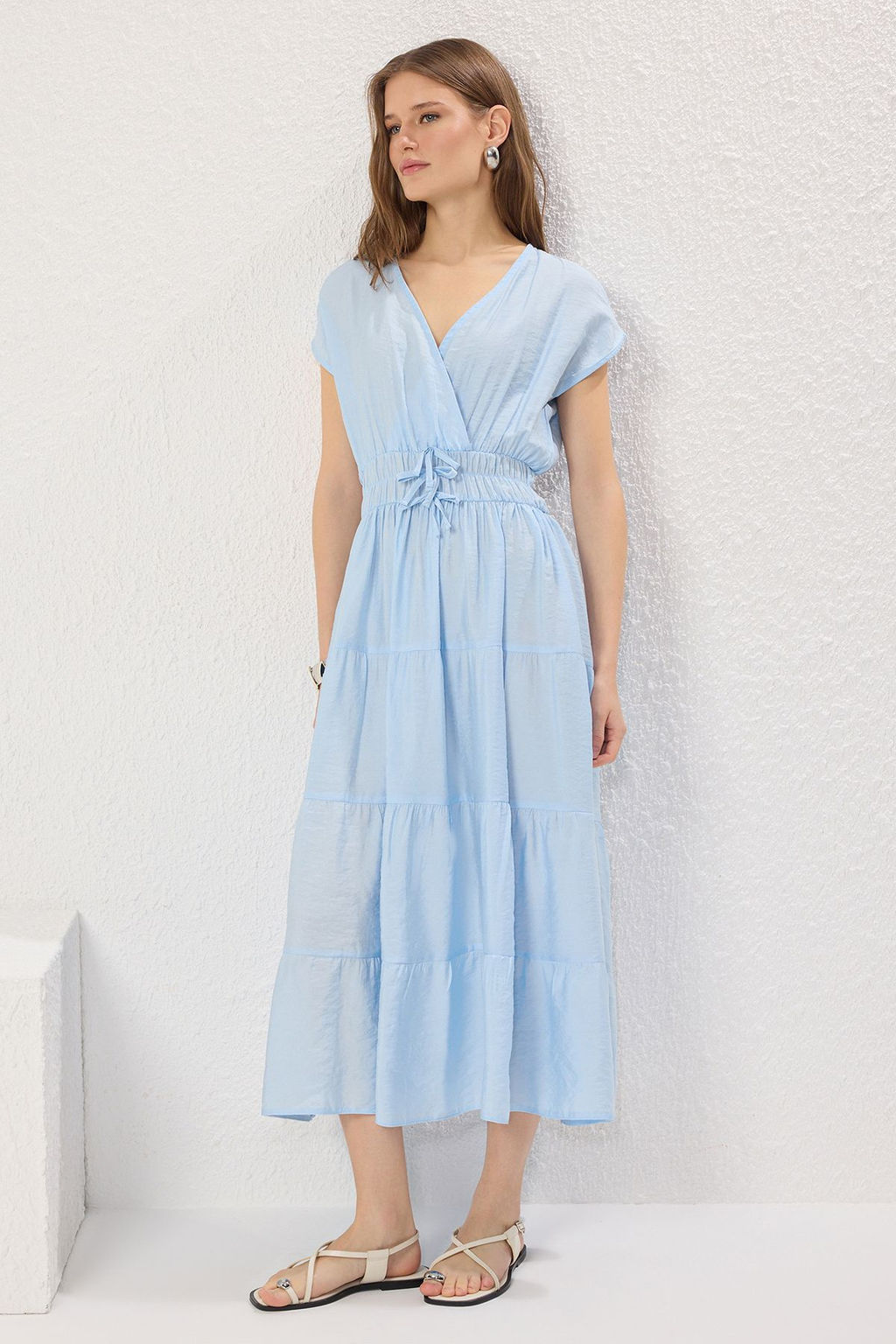 Mavi Duz A Kesim Fiyonk Detayl? Maxi Dokuma Elbise TWOSS25EL00316 - Trendyolmilla фото 2