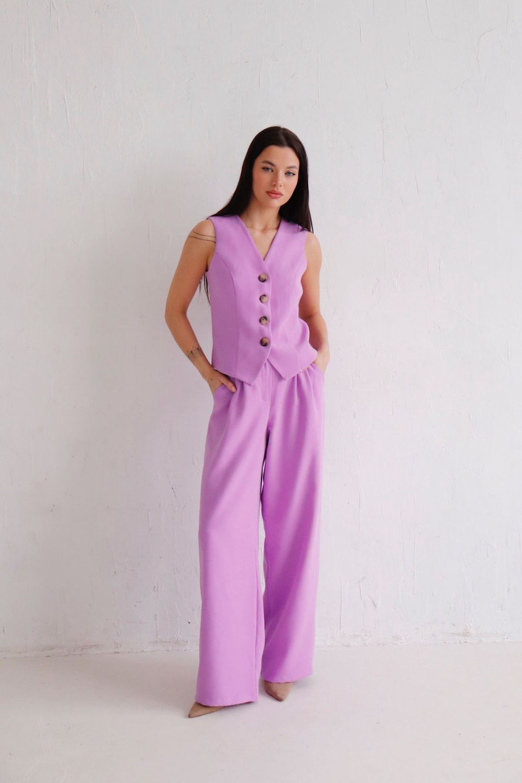 12442 Костюм брючный с жилетом сиреневый - Martichelli фото 9