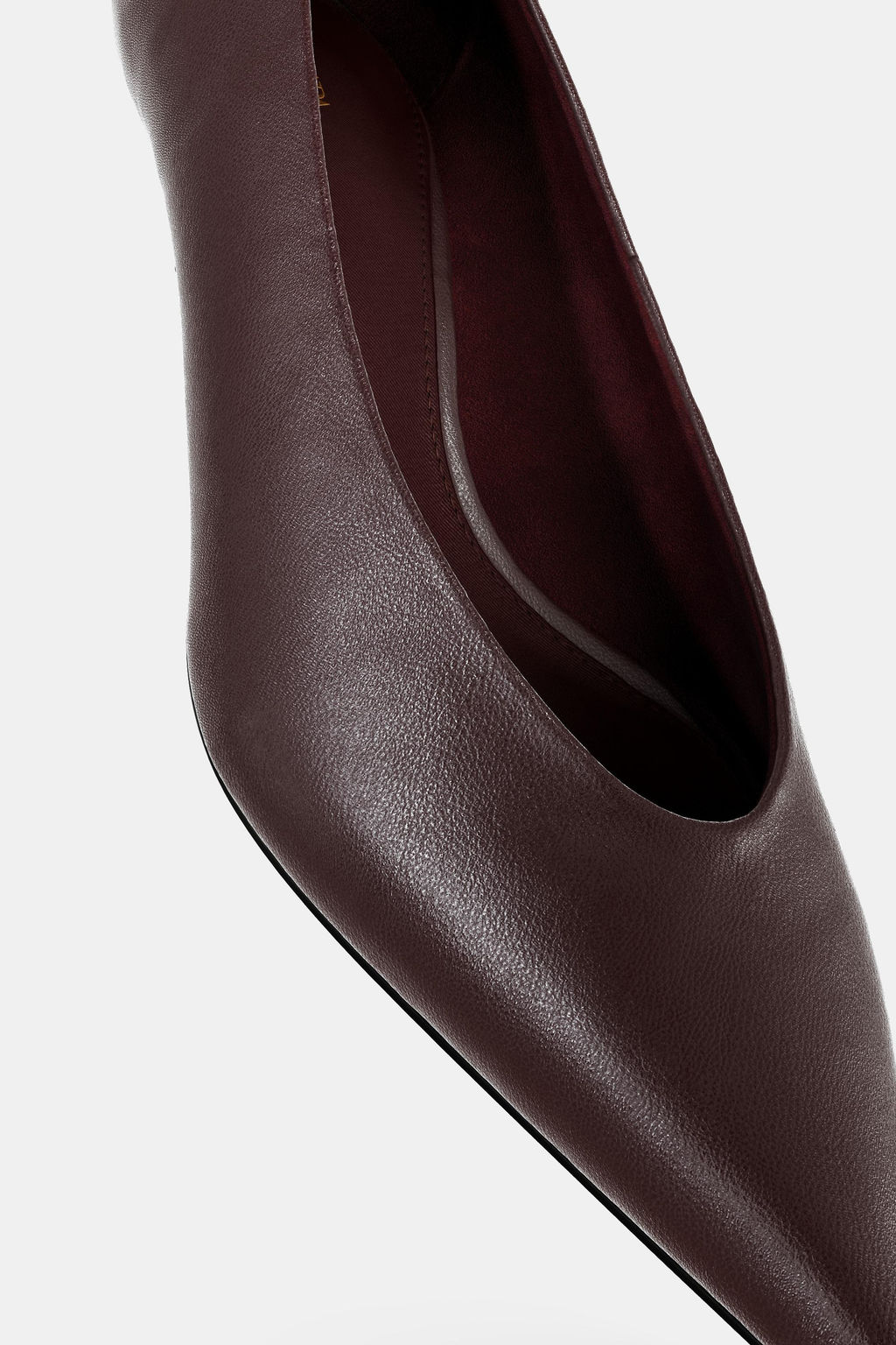 LEATHER KITTEN HEEL SHOES