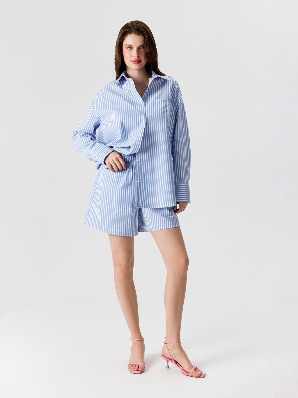 CONCEPT CLUB / Шорты жен. Scudder_shorts синий  фото 2