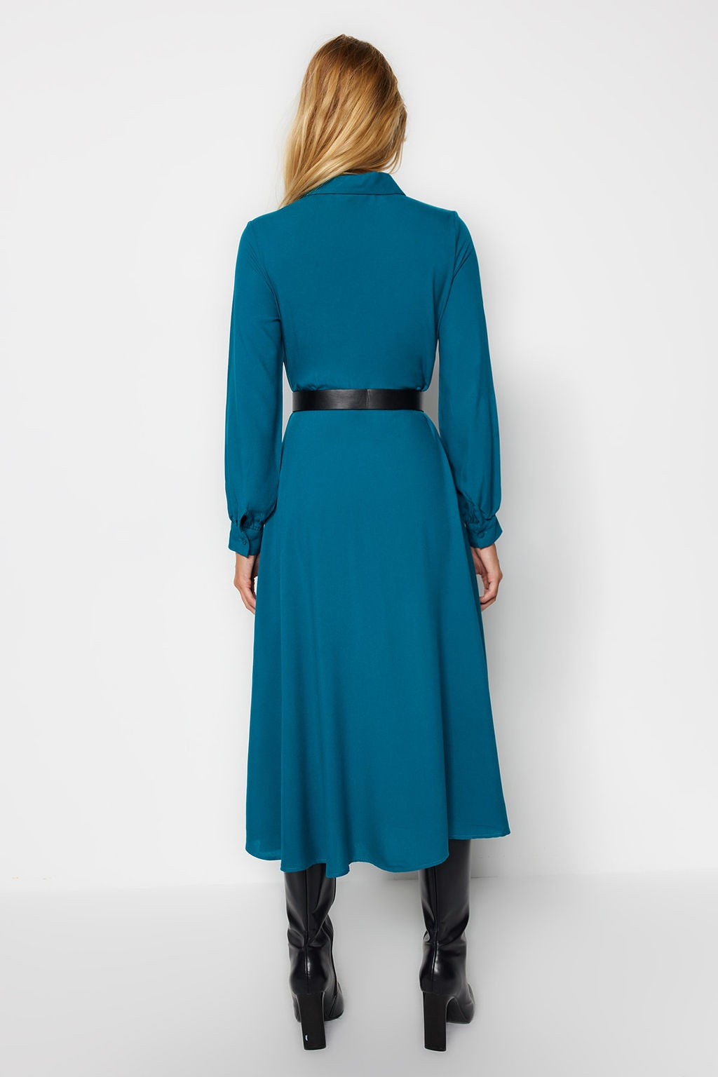 TRENDYOLMILLA Siyah Kemerli Midi Dokuma Gomlek Elbise TWOAW21EL1428  фото 6