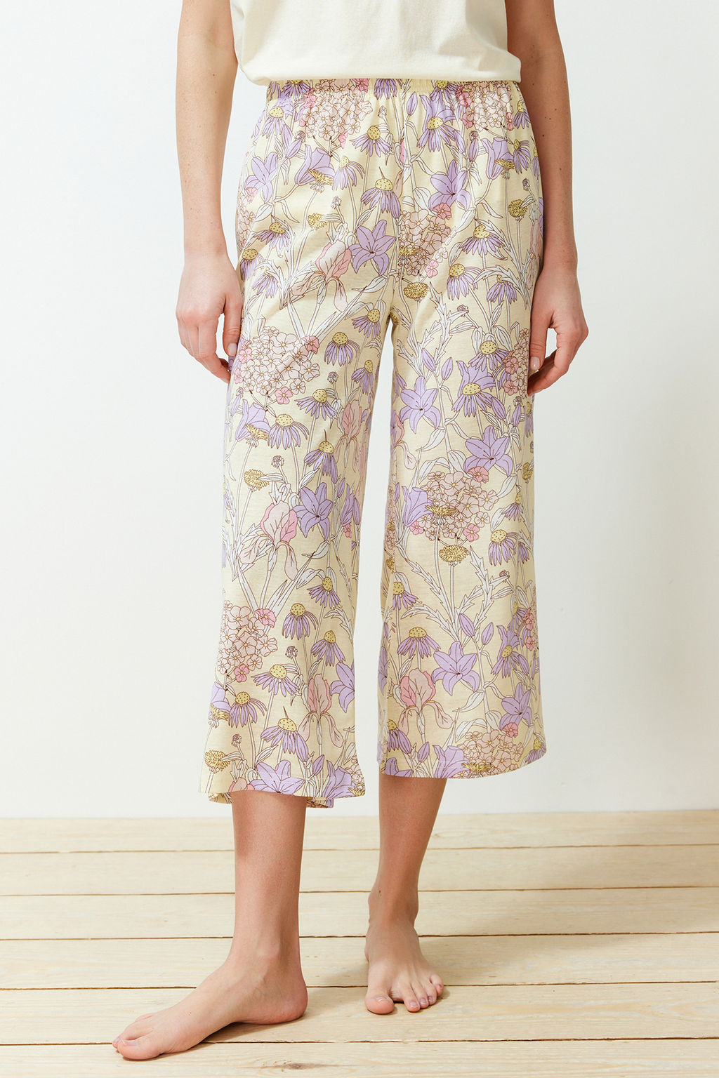 Trendyolmilla Sar? Cicekli Kapri Orme Pijama Tak?m? THMSS24PT00210 фото 10