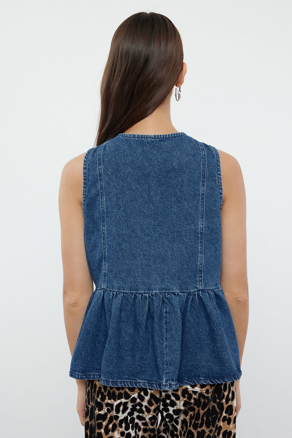 Trendyolmilla Mavi Onden Baglamal? Etekli Fitted Denim Yelek TWOSS24YE00047  фото 5