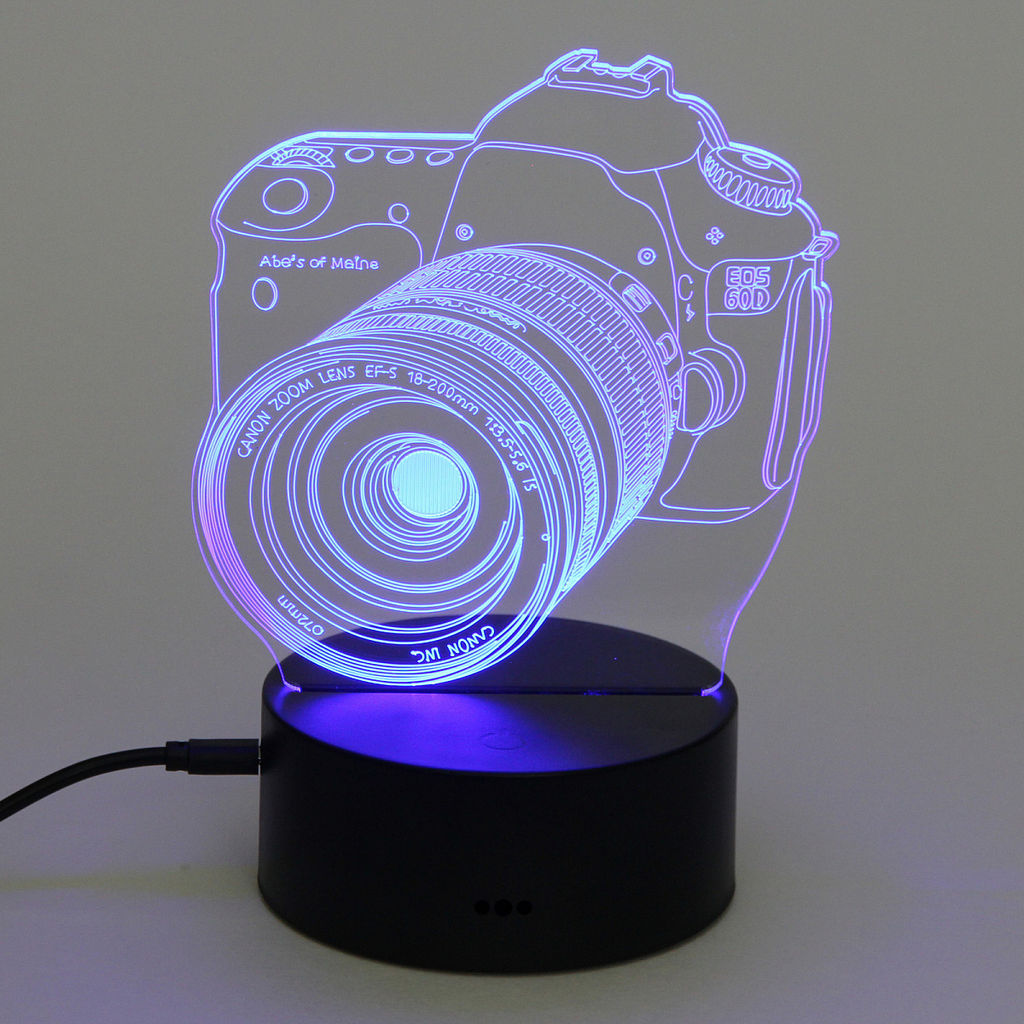 Цена за 2 шт. Светильник ночник "3D-Фотоаппарат" на пластиковой подставке, с включателем USB