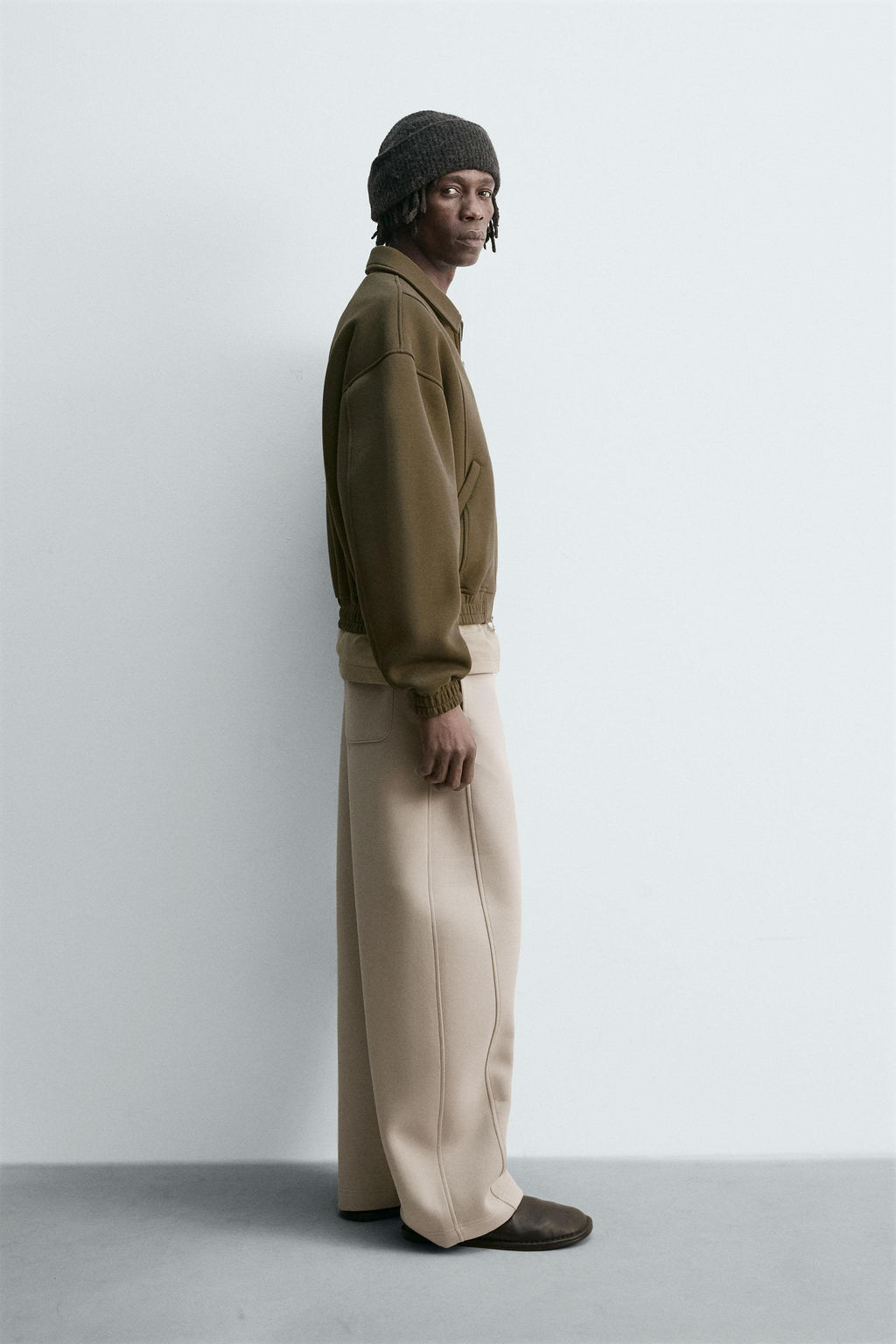 NEOPRENE-EFFECT BALLOON FIT TROUSERS - Zara фото 4