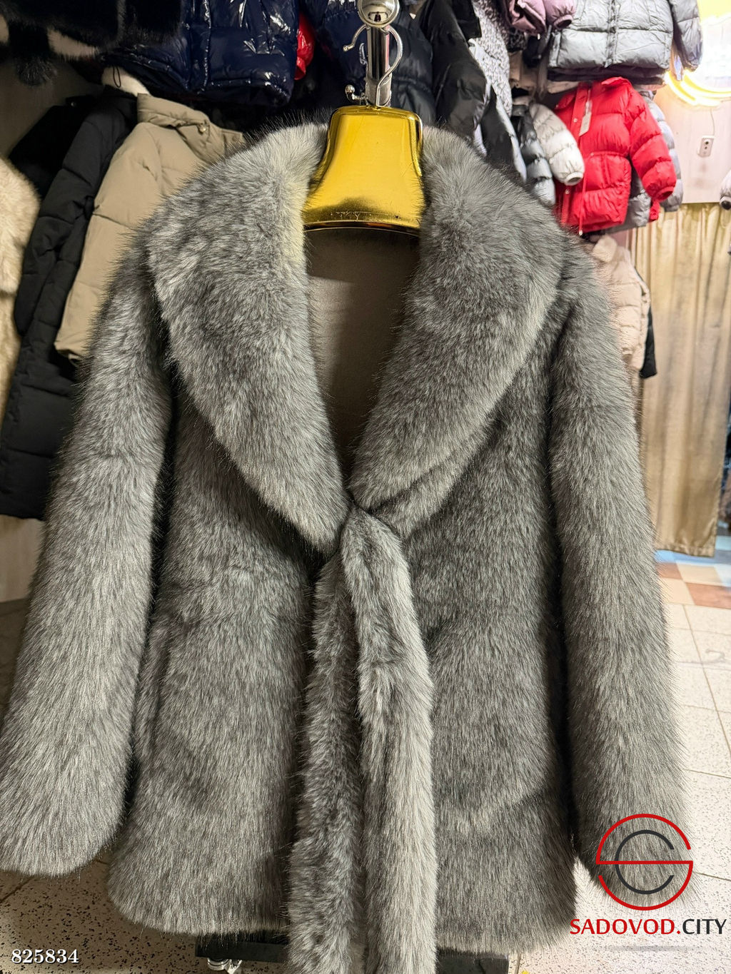 Шуба женская из искусственного меха