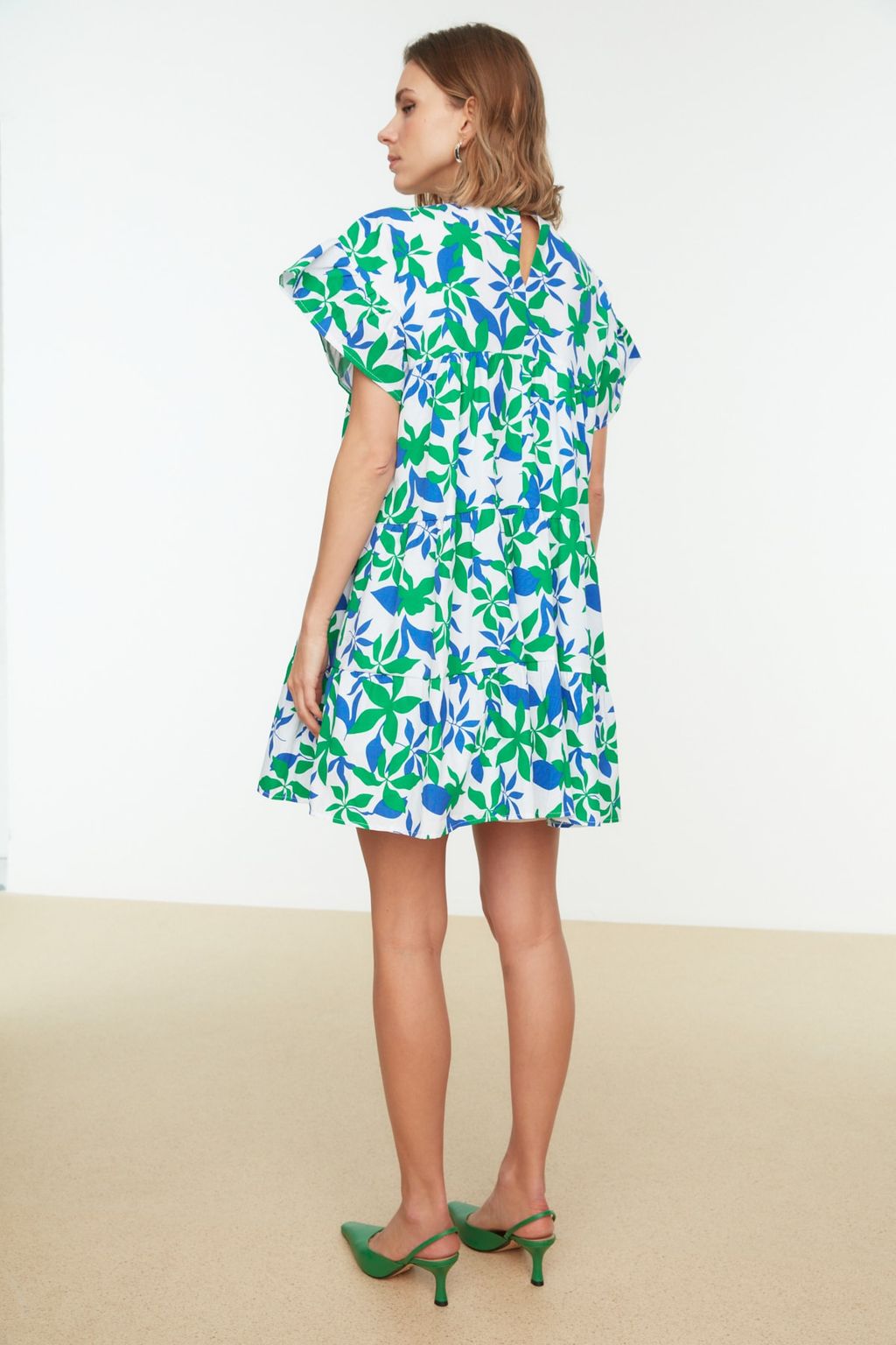 TRENDYOLMILLA Ekru Cicekli Genis Kesim Mini Dokuma Elbise TWOSS22EL0867  фото 5