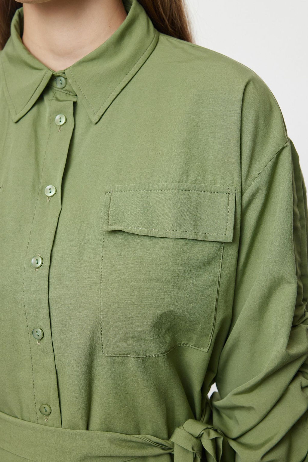 Haki Cep ve Buzgu Detayl? Mini Dokuma Gomlek Elbise TWOAW25EL00187