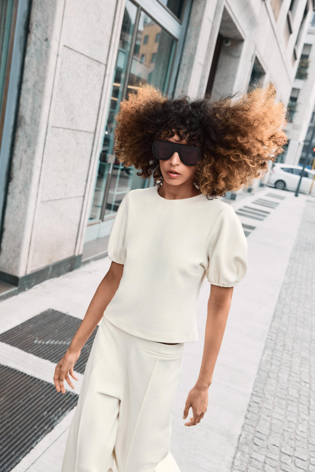 TOP MANGA ABULLONADA / Crudo - Zara фото 2