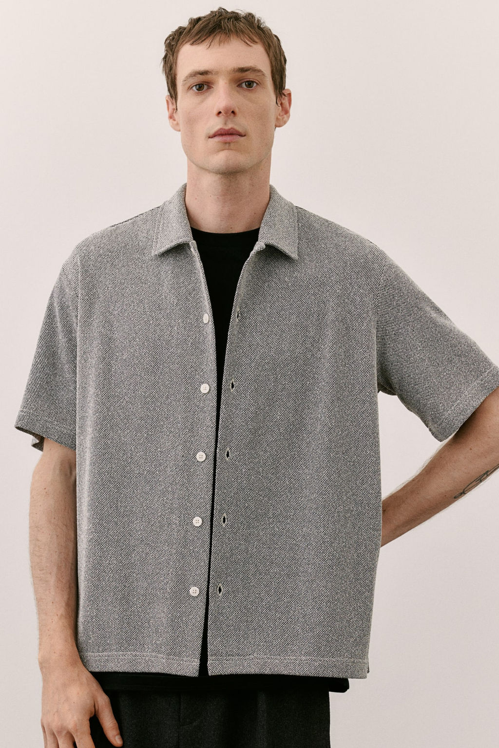 Camisa de manga corta en pique Regular Fit - H&m фото 2