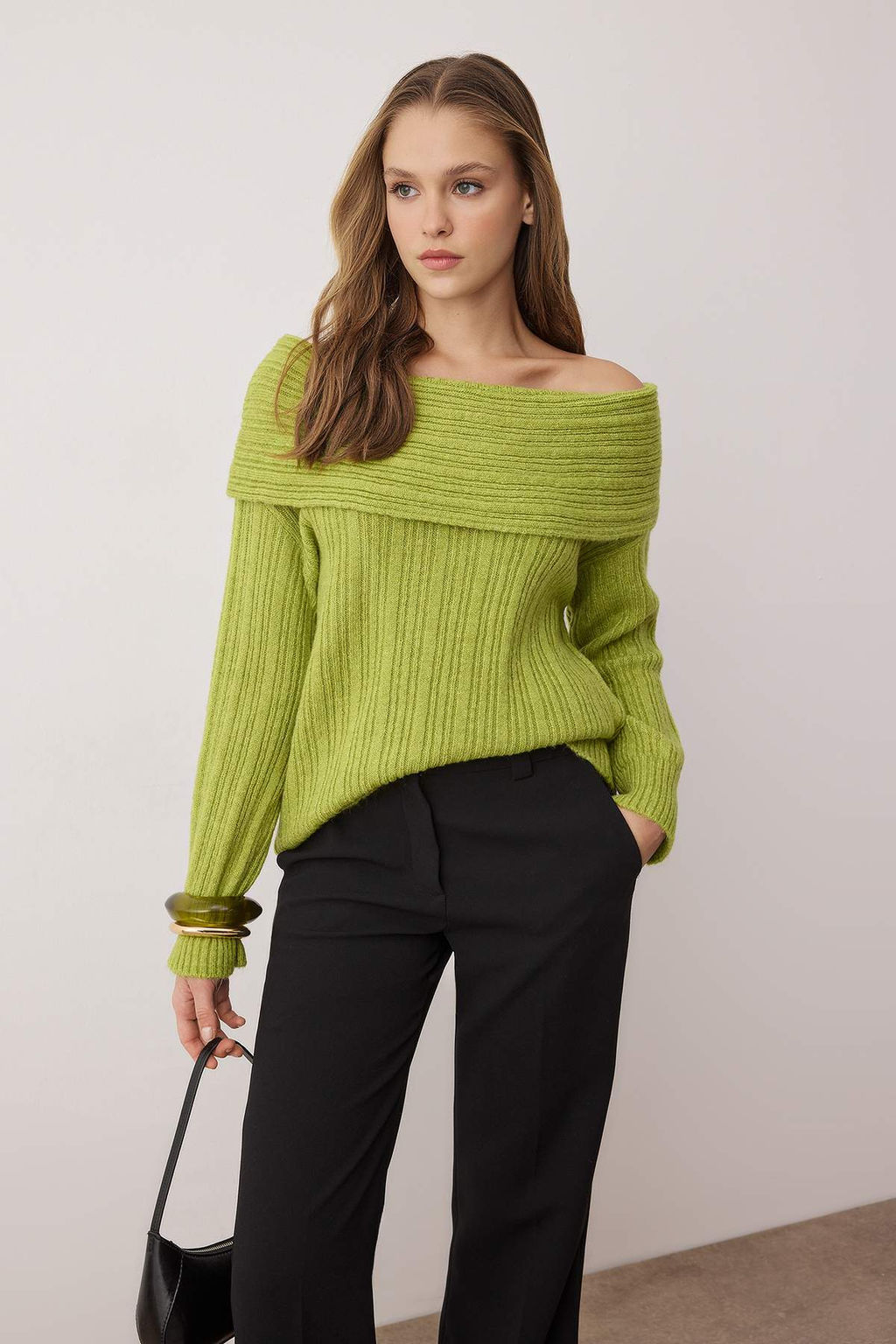 Yag Yesil Yumusak Dokulu Carmen Yaka Triko Kazak TWOAW25KZ00076