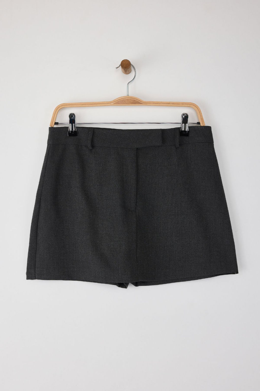 Siyah Mini Duz Kesim Sort Etek Sort & Bermuda TWOAW26SR00016 - Trendyolmilla фото 5