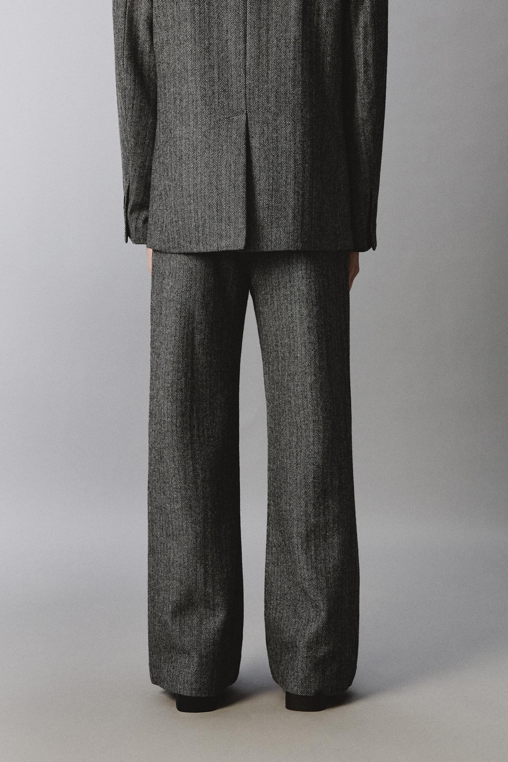HERRINGBONE TEXTURED SUIT TROUSERS WITH WOOL - Zara фото 26