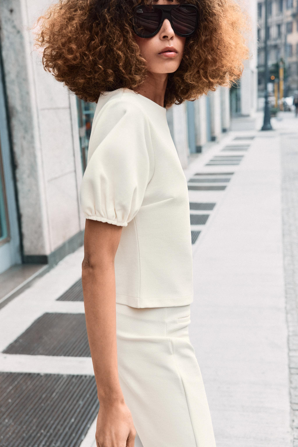 TOP MANGA ABULLONADA / Crudo - Zara фото 3